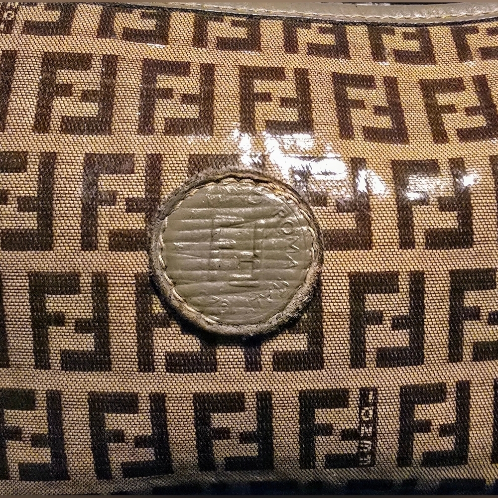 1980s Vintage Fendi Brown and Tan Monogram Clutch In Overall Great Condition - Picture 4 of 11